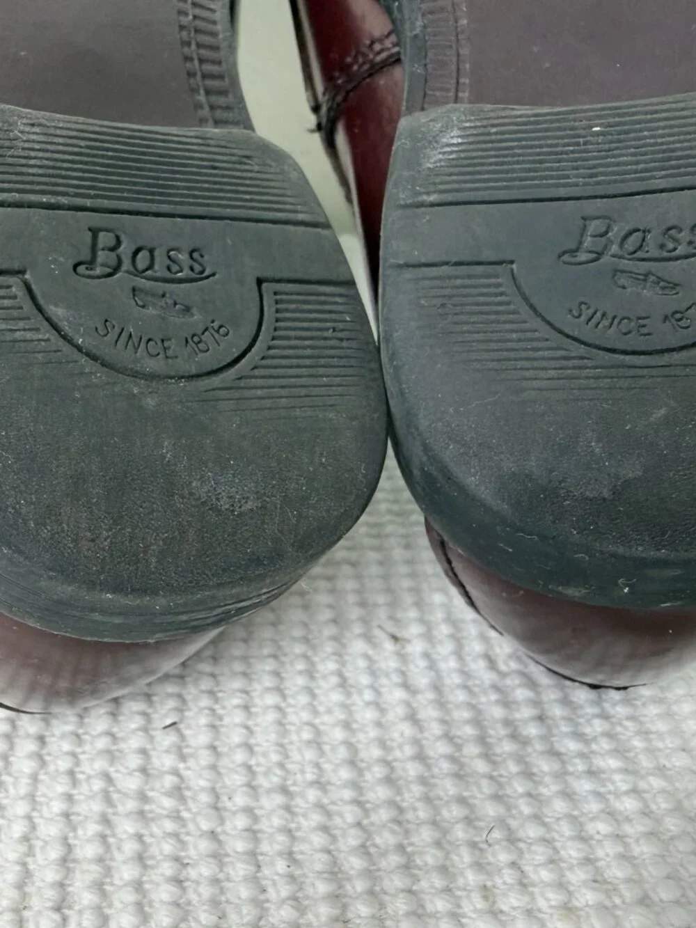 G.H. Bass Penny Loafers Boys Size 9 Shoes Slip On Casual Dress Burgundy Leather